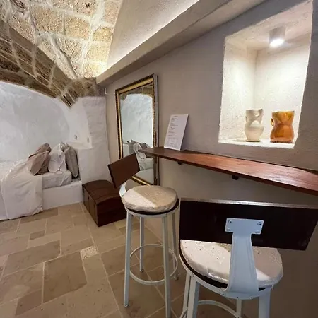 La Segreta Del Castello, Private Access